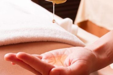 Lingam Massage: Explorando o Poder da Energia Sexual